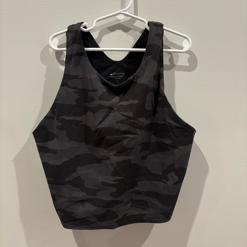 Athleta Conscious Crop Sports Bra Black Camo
